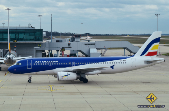 Airbus A320-233